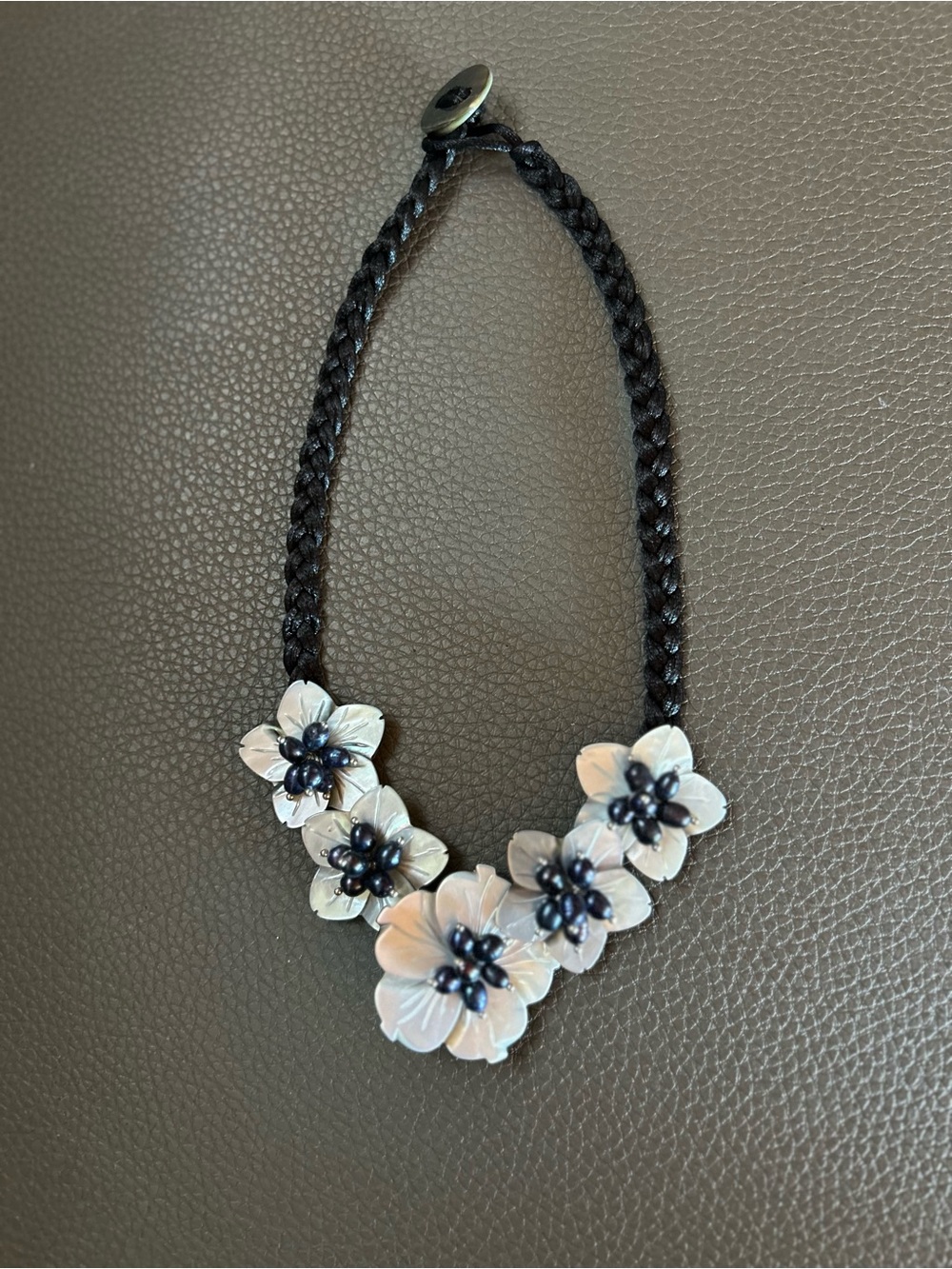Handcrafted Floral Necklace (vintage)